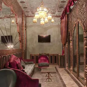 زيارة الفندق