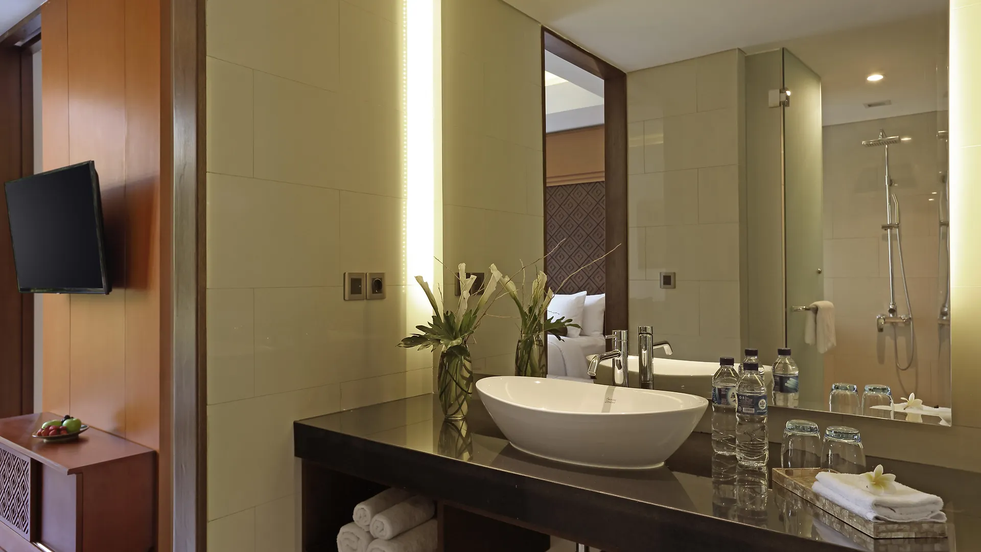 Golden Tulip Jineng Resort Bali Kuta Lombok 4*,
